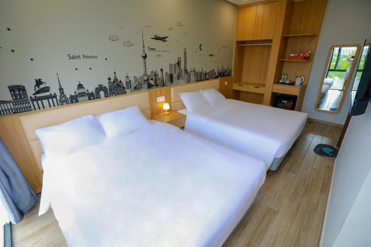 होटल The Sol House 3*