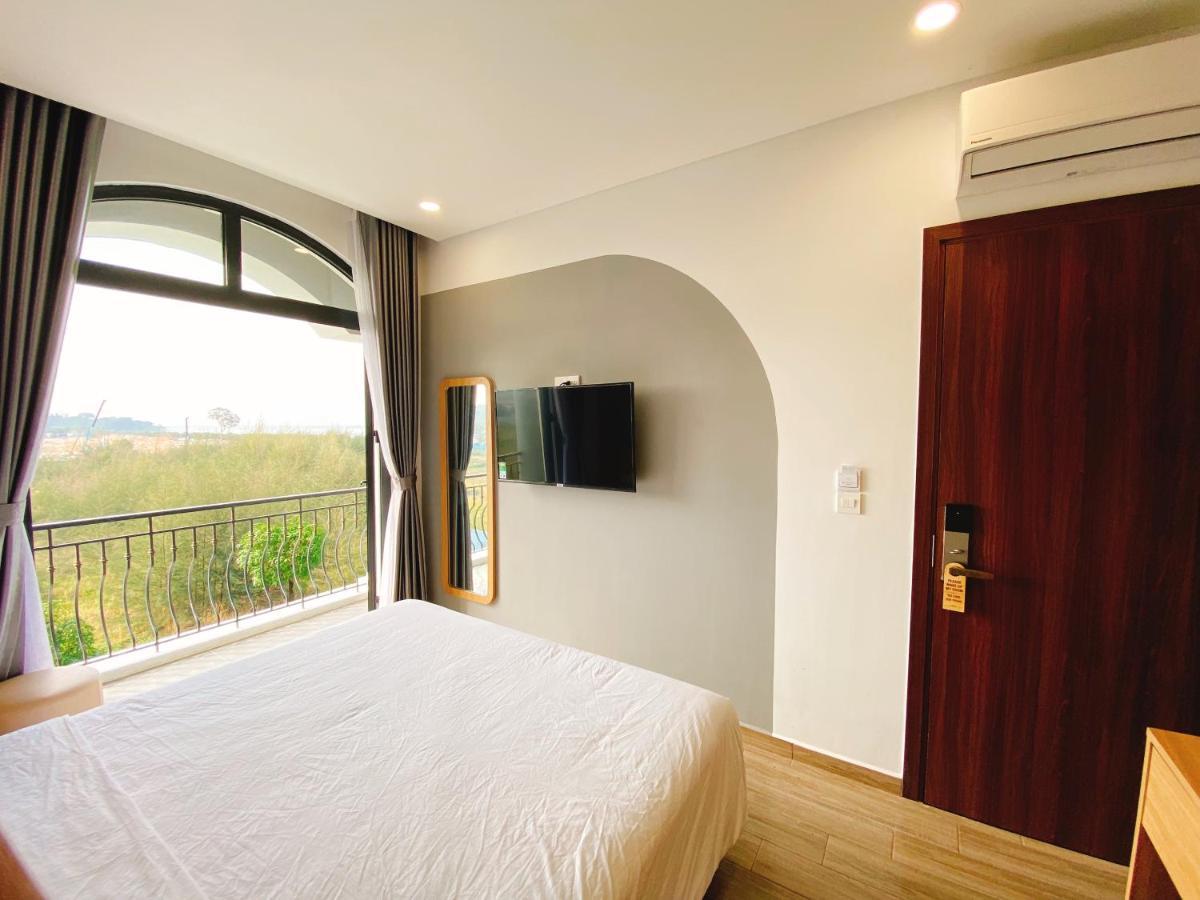 होटल The Sol House 3*