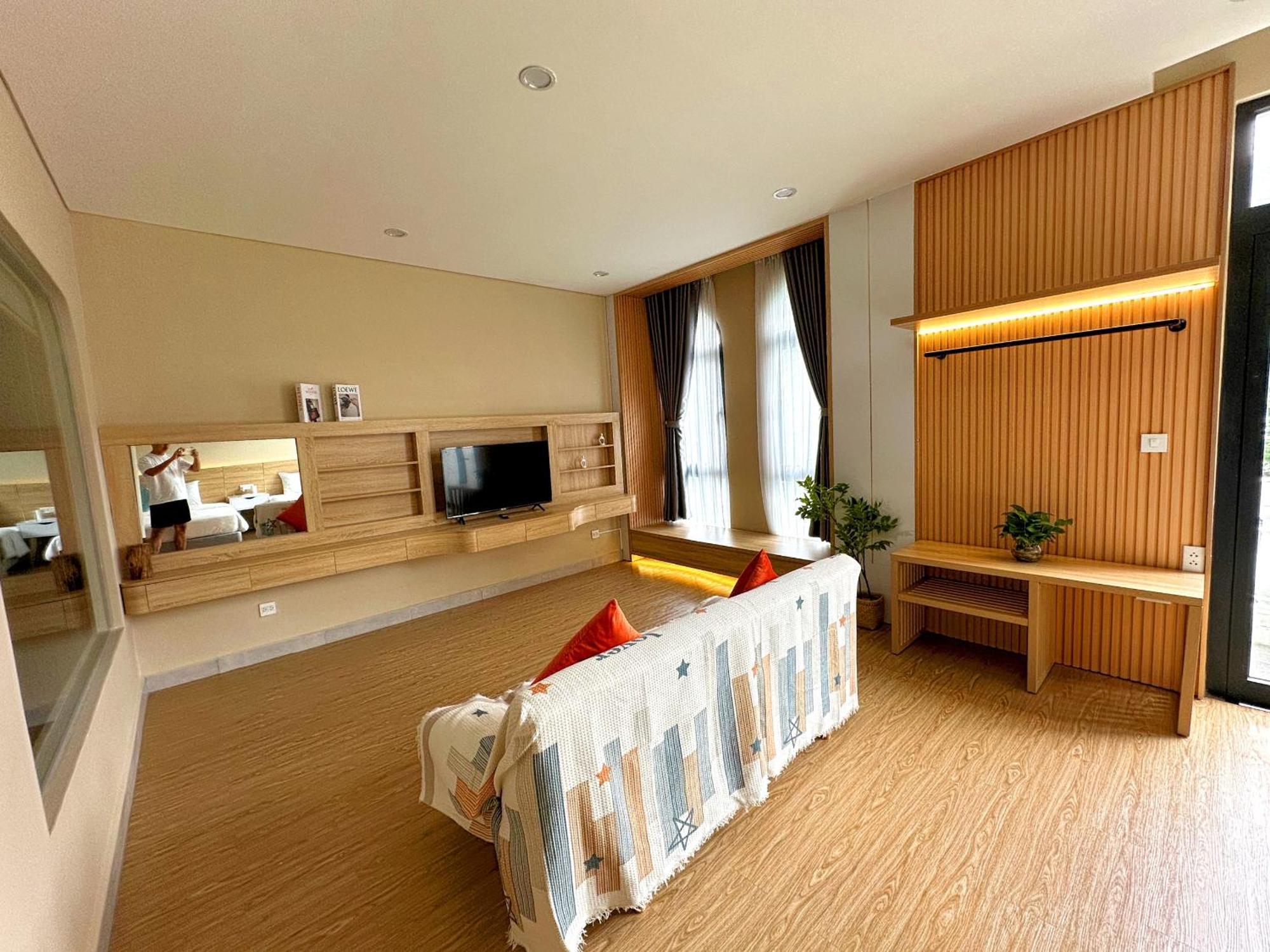 होटल The Sol House 3*
